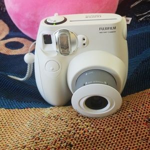 Fujifilm 7s camera and bag